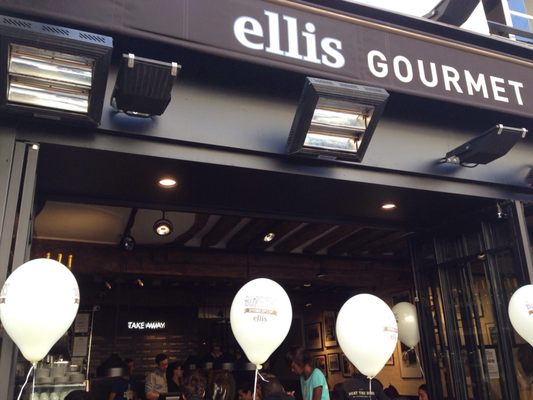 Ellis Gourmet Burger Bastille by null