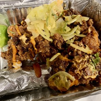 Mister Oso - Pollo Frito Tacos (Buttermilk Fried Chicken, Bacon Jam, Pickled Green Tomatoes, Smoked Cascabel Aioli, $13)- 4/5 stars - Latin American Near Me - Denver, Colorado