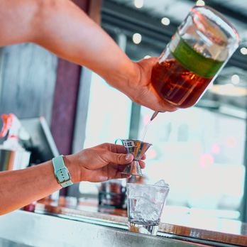 Hideaway Pizza - 50% Off Bar Drinks ( Mon - Fri 4-7pm ) - Pizza Near Me - Fort Smith, Arkansas