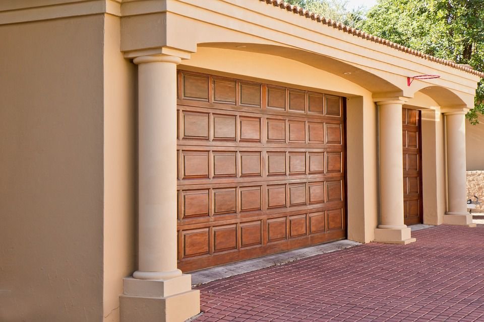Great Plains Garage Door - Garage Door Contractor in Elk City, OK