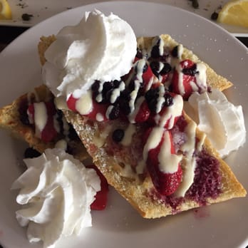 Rialto Cafe - French toast made from a baguette - Breakfast & Brunch Near Me - Fullerton, California Rialto Cafe - French toast made from a baguette - Breakfast & Brunch Near Me - Fullerton, California
