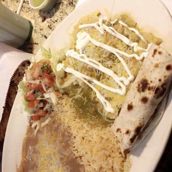 El Gallo Giro - 3 Chicken enchiladas and a mini burrito. - Mexican Near Me - Provo, Utah El Gallo Giro - 3 Chicken enchiladas and a mini burrito. - Mexican Near Me - Provo, Utah