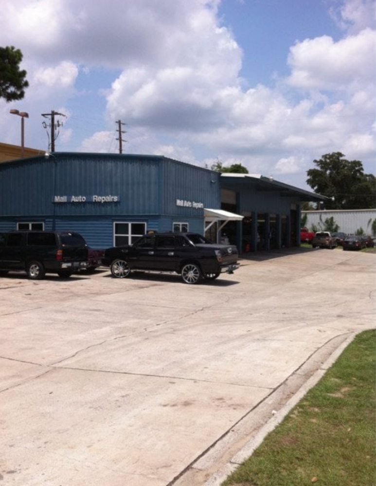 MALL AUTO REPAIRS Updated October 2024 31 Reviews 76 W Montgomery