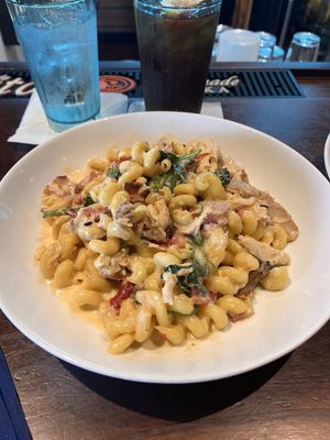 West End Tavern by null