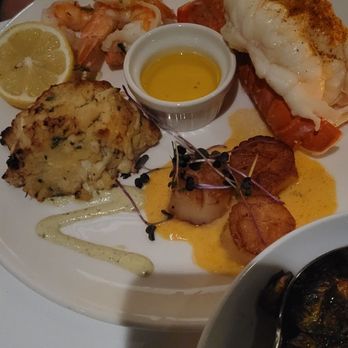 Monterey Bay Fish Grotto - Seafood Near Me - Pittsburgh, Pennsylvania