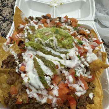 Carnicería Hernández - Super nachos - Mexican Near Me - Roseville, California