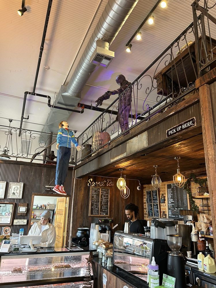 Lucy Lu's Coffee Cafe Logo