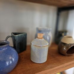 Mud Queen Pottery - Pottery pieces.