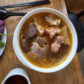 Teo Bun Bo Hue - Bun bo Hue no green onions - Vietnamese Near Me - Portland, Oregon Teo Bun Bo Hue - Bun bo Hue no green onions - Vietnamese Near Me - Portland, Oregon