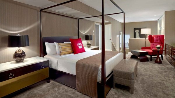 The Omni King Edward Hotel by null