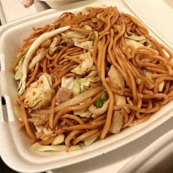 ABC Seafood Restaurant - Pan Fried Noodles with chicken. - Seafood Near Me - Los Angeles, California ABC Seafood Restaurant - Pan Fried Noodles with chicken. - Seafood Near Me - Los Angeles, California