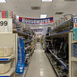 Roses Discount Store - Housewares