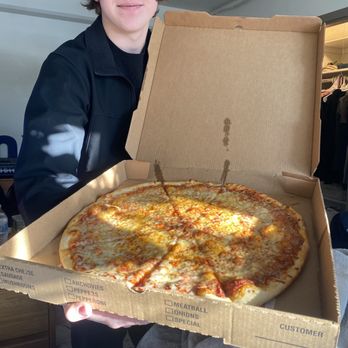 Brooklyn Pizza - Brooklyn Cheese Pizza - Italian Near Me - Fulton, Missouri