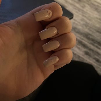 Elegant Nails - Went there on Thursday, it's now Saturday and my nails are chipping. - Nail Salons Near Me - Kent, Washington