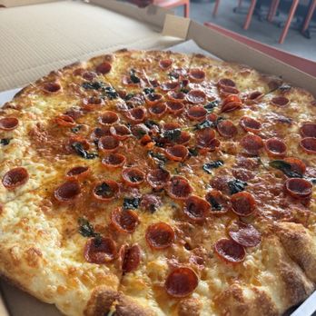 Secret Pizza - pepperoni - Pizza Near Me - Los Angeles, California Secret Pizza - pepperoni - Pizza Near Me - Los Angeles, California