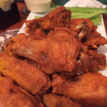 Cloverleaf Tavern - Delicious Mild Buffalo Wings - Pubs Near Me - Caldwell, New Jersey Cloverleaf Tavern - Delicious Mild Buffalo Wings - Pubs Near Me - Caldwell, New Jersey