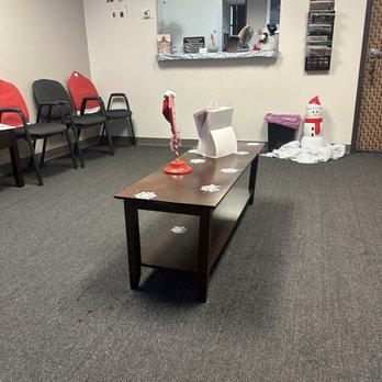 SummitMD Dermatology - Waiting room - Dermatologists Near Me - Henderson, Nevada SummitMD Dermatology - Waiting room - Dermatologists Near Me - Henderson, Nevada
