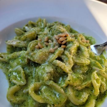 Mizza - Creamy pesto and smoked chicken - Italian Near Me - Santa Barbara, California Mizza - Creamy pesto and smoked chicken - Italian Near Me - Santa Barbara, California