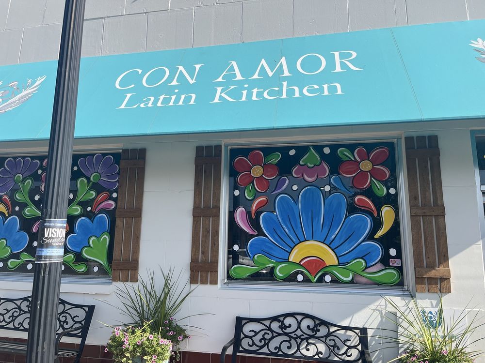 Con Amor Latin Kitchen Logo
