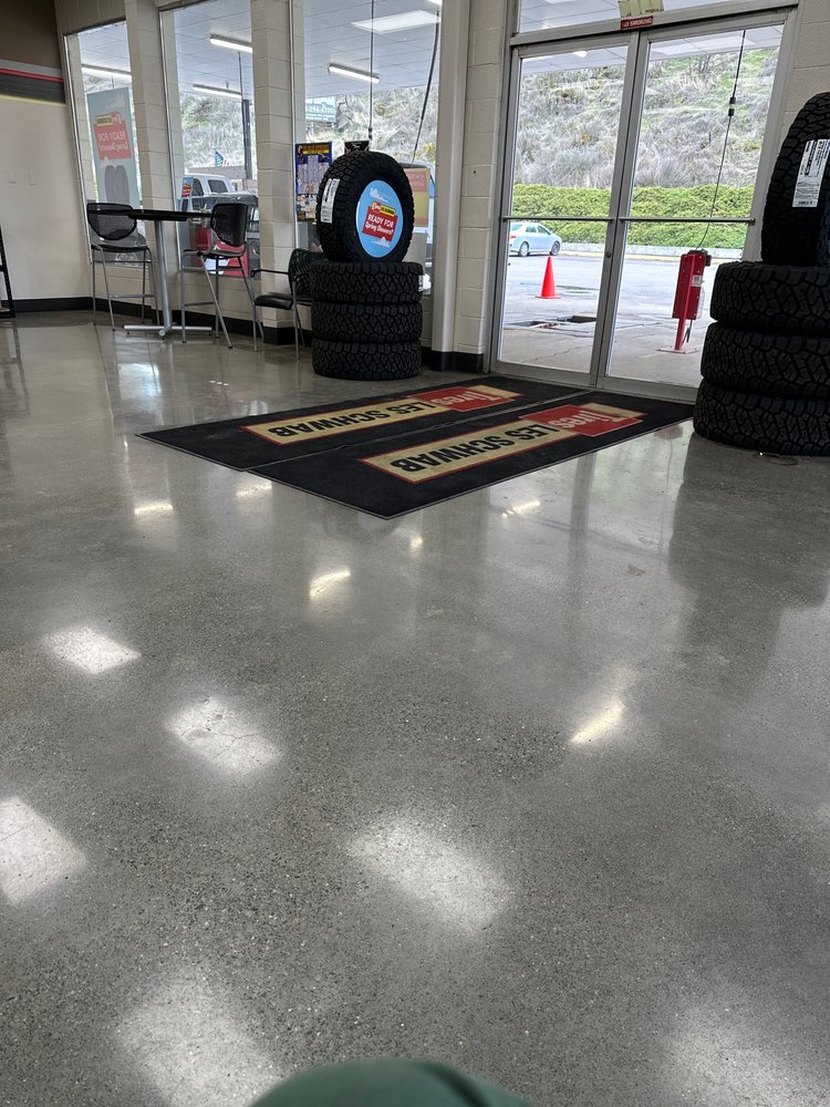 LES SCHWAB TIRE CENTER Updated October 2024 21 Reviews 2645 E 2nd