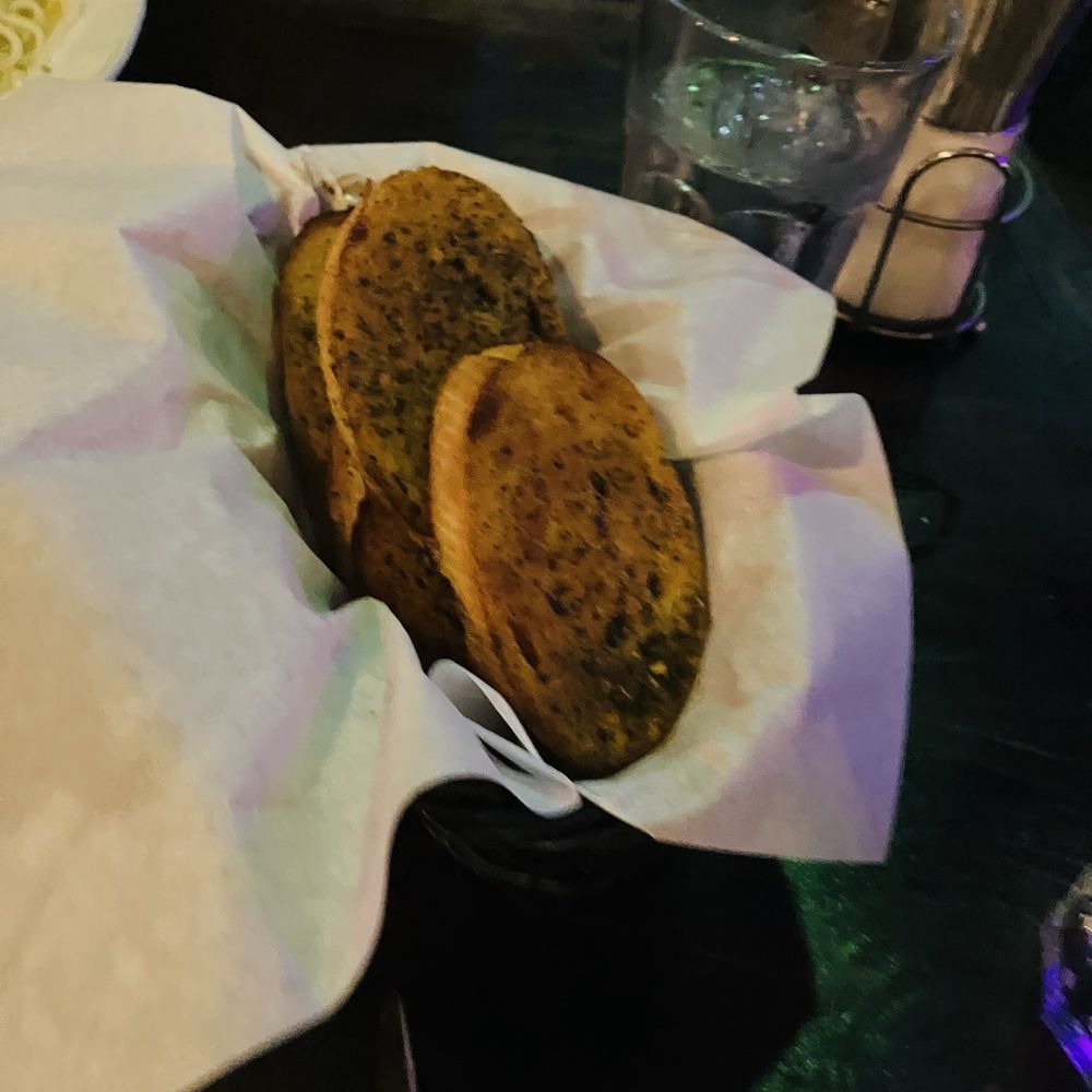 Petrini's San Diego - Garlic bread - Italian Near Me - San Diego, California