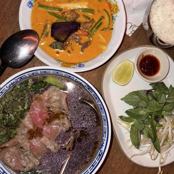 LenLen - red beef curry, wagyu noodle soup - Thai Near Me - New York, New York