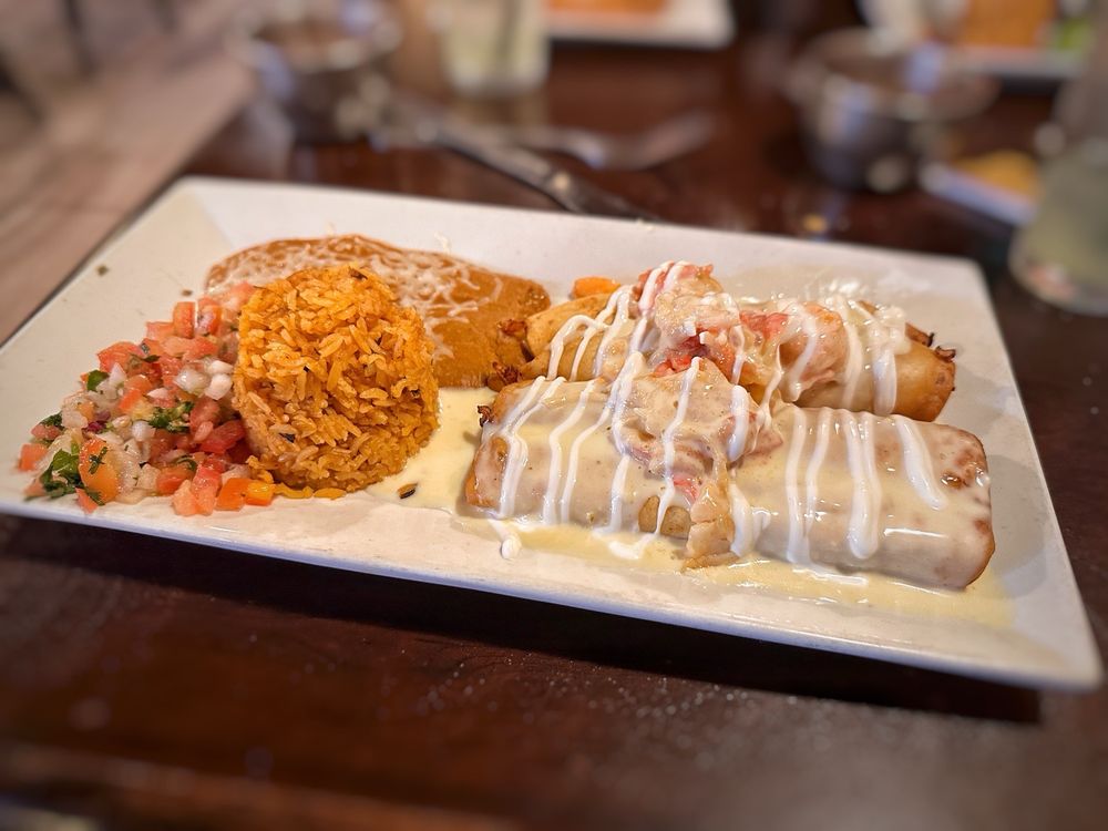 Agave Azteca Mexican Bar & Grill