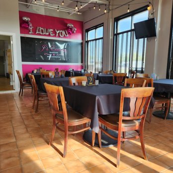 J's Eatery - The ambiance is beautiful. They just had a party of 13 and cleaned up nicely! - Comfort Food Near Me - San Antonio, Texas J's Eatery - The ambiance is beautiful. They just had a party of 13 and cleaned up nicely! - Comfort Food Near Me - San Antonio, Texas