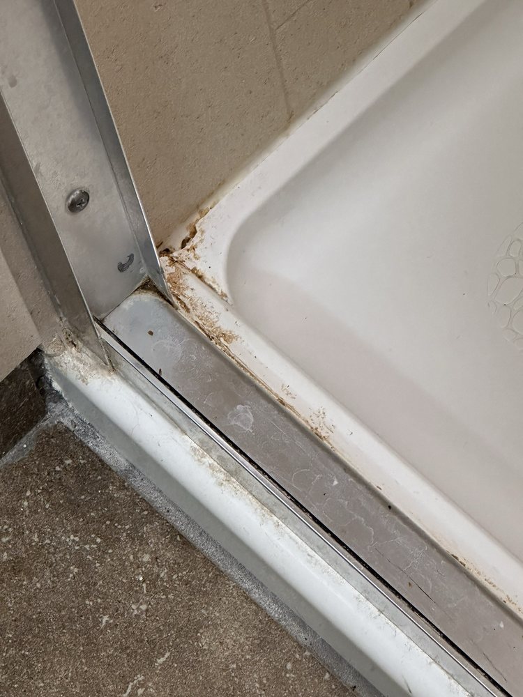 HOLIDAY INN EXPRESS & SUITES TRUTH OR CONSEQUENCES Updated June 2024 44 Photos & 20 Reviews