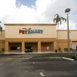 Exterior photo of PetSmart Veterinary Services - Boca Raton, Florida Exterior photo of PetSmart Veterinary Services - Boca Raton, Florida