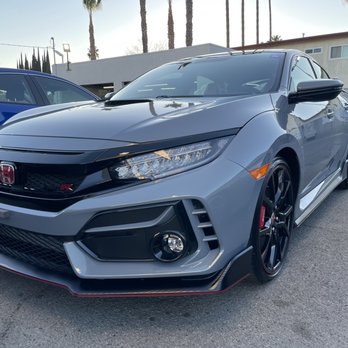 Honda Van Nuys - Car Dealers Near Me - Van Nuys, California