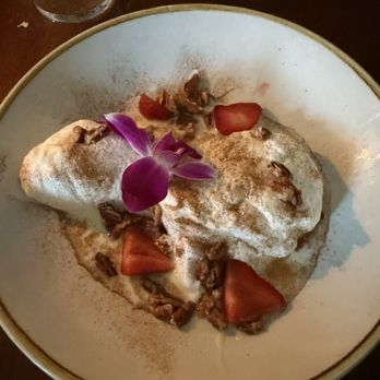 King's Arms Tavern - Snow Eggs (dessert. Very good!) - Southern Near Me - Williamsburg, Virginia King's Arms Tavern - Snow Eggs (dessert. Very good!) - Southern Near Me - Williamsburg, Virginia