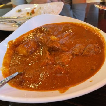 India Oven Eldorado Hills - Lamb vindaloo, just sweet curry sauce - Indian Near Me - El Dorado Hills, California India Oven Eldorado Hills - Lamb vindaloo, just sweet curry sauce - Indian Near Me - El Dorado Hills, California
