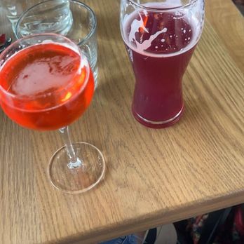 Lincoln Social Rooftop - Make me blush cocktail and seasonal blueberry lemon beer! - American Near Me - Columbus, Ohio