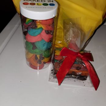 Bronx Night Market - Rainbow Cookies and Brookie form Baked in Color - Food Stands Near Me - Bronx, New York
