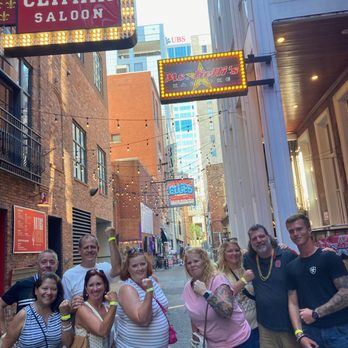 Music City Pub Crawl - Bar Crawl Near Me - Nashville, Tennessee Music City Pub Crawl - Bar Crawl Near Me - Nashville, Tennessee