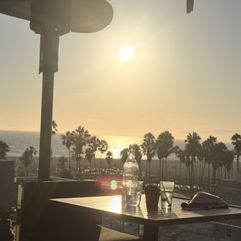 Kassi Venice Beach - Gorgeous view - Bars Near Me - Venice, California Kassi Venice Beach - Gorgeous view - Bars Near Me - Venice, California