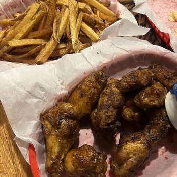 Keg South - Keg Special Grilled Wings & Half Fries - Bars Near Me - Pinecrest, Florida