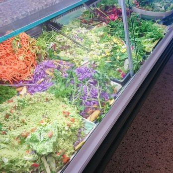 Encke & Duers - Lift af udvalget af salater - Food Near Me - Valby, 84