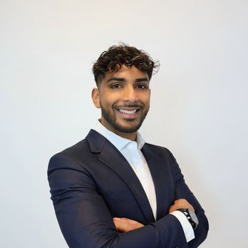 Thenuk De Silva - Realty ONE Group Flagship - Real Estate Agents Near Me - Toronto, Ontario Thenuk De Silva - Realty ONE Group Flagship - Real Estate Agents Near Me - Toronto, Ontario