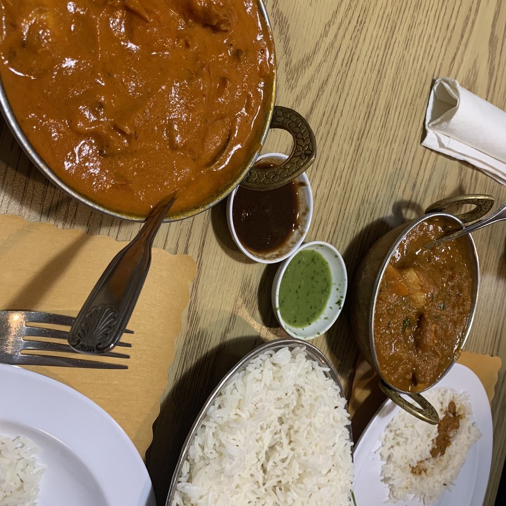 Himalayan Yeti - Butter Chicken and Chicken Curry - Indian Near Me - St. Louis, Missouri