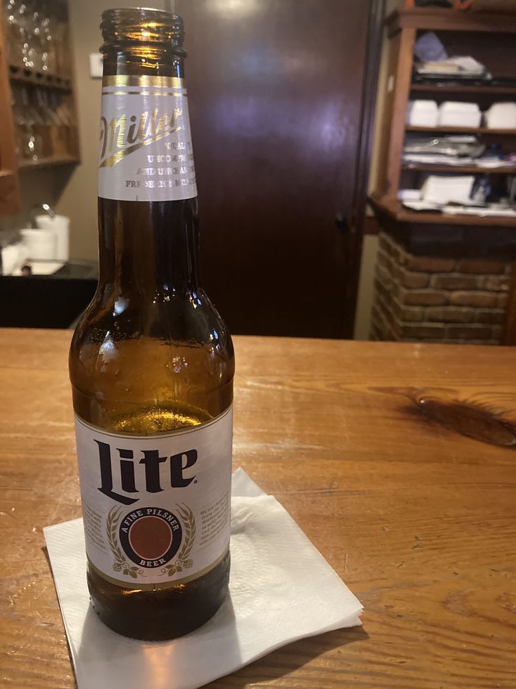 T-Roy's Restaurant Logo