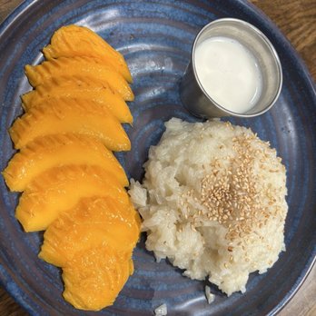 Le Thai - Mango Sticky Rice - Thai Near Me - Las Vegas, Nevada