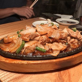 Zigu - Ginger pork - Seafood Near Me - Honolulu, Hawaii