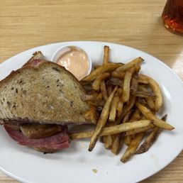 Ruben and fries