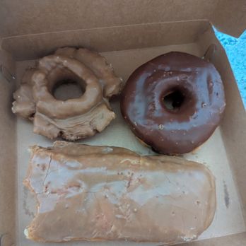 Dough - Maple old fashioned, chocolate, maple bar - Donuts Near Me - San Francisco, California