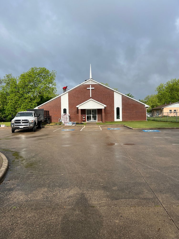 Slide of Everlasting Roofing & Construction