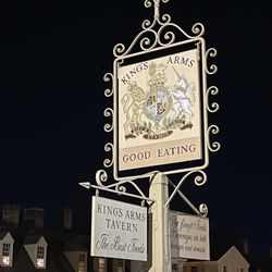 King's Arms Tavern - Good Eating, a honest advertise.
