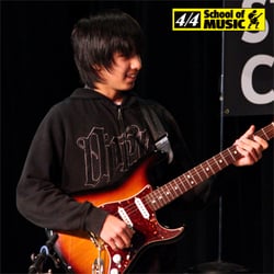 4/4 School of Music - Guitar Lessons at 4/4 School of Music in Beaverton, Oregon