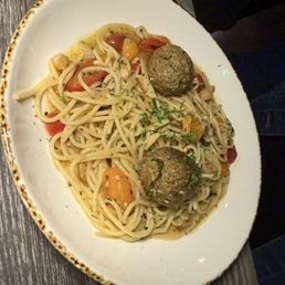 Primavera w/ meatballs Primavera w/ meatballs